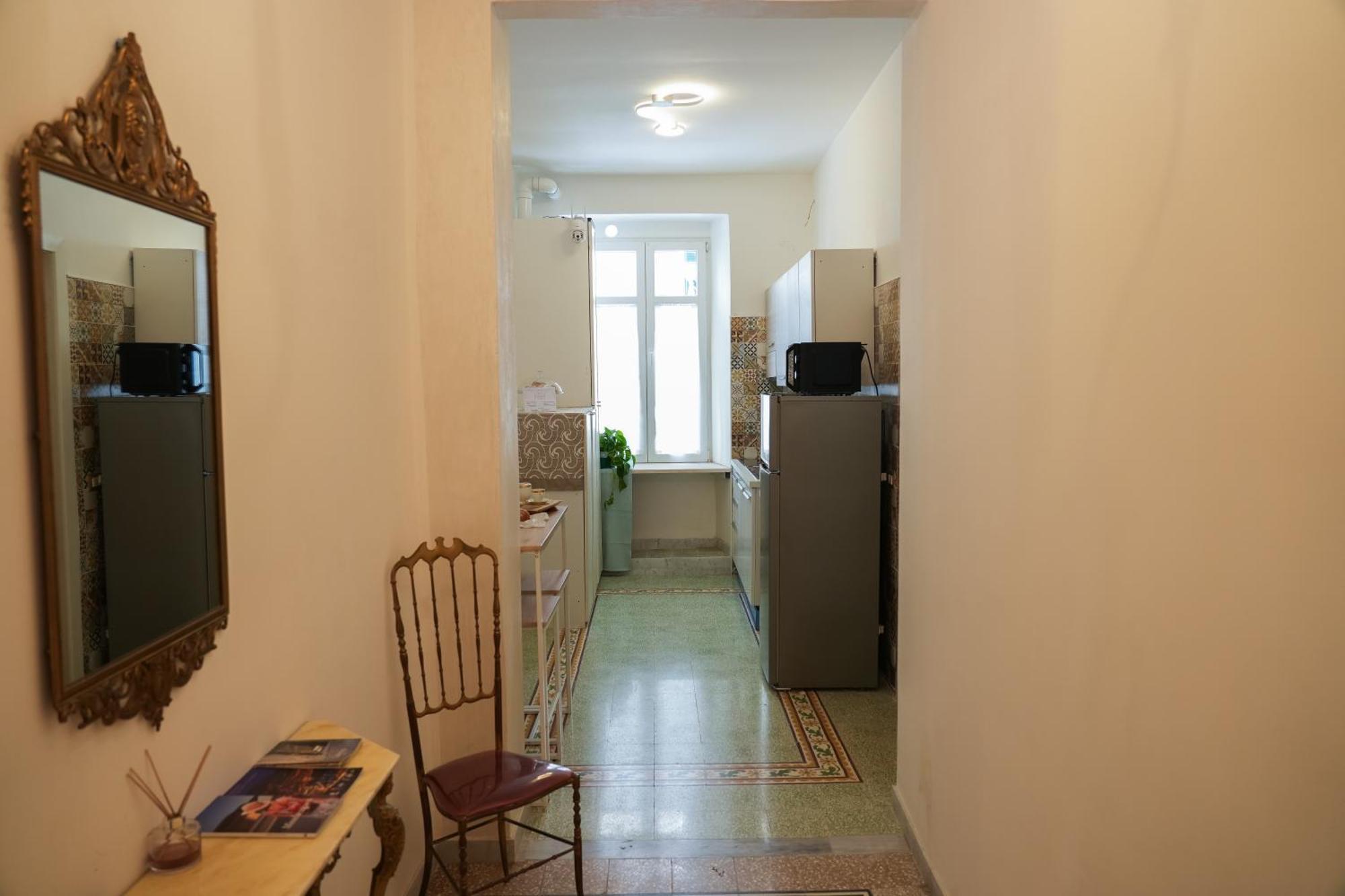 ホテル La Casa In Centro サレルノ エクステリア 写真